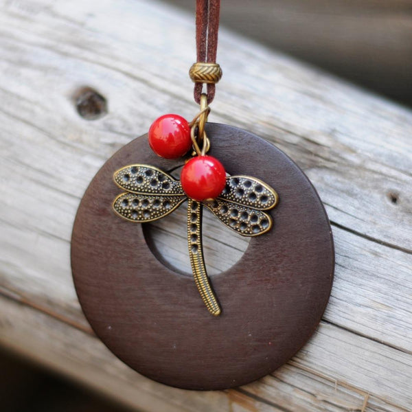 Vintage Woman Necklaces