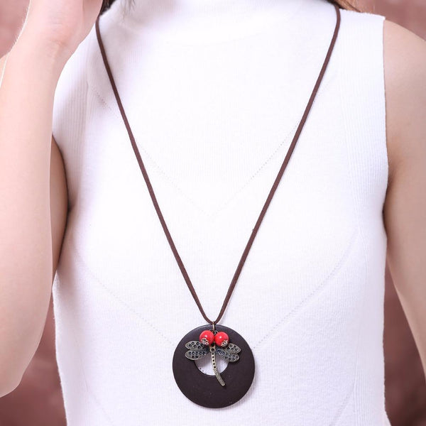 Vintage Woman Necklaces