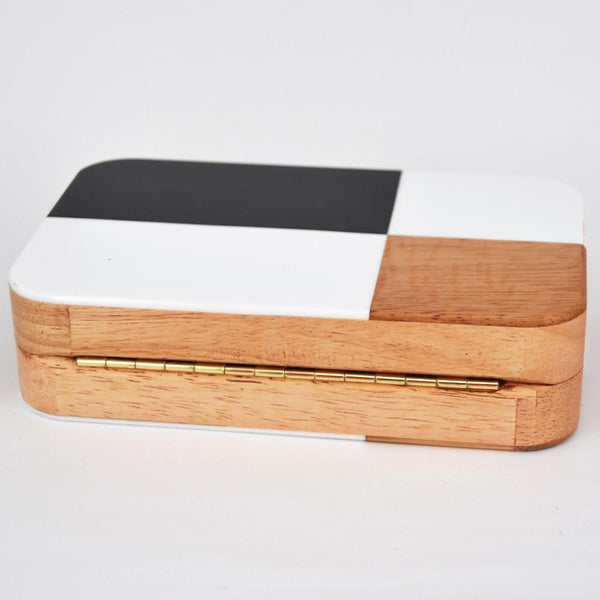 Lovely Black & White Shoulder Bag