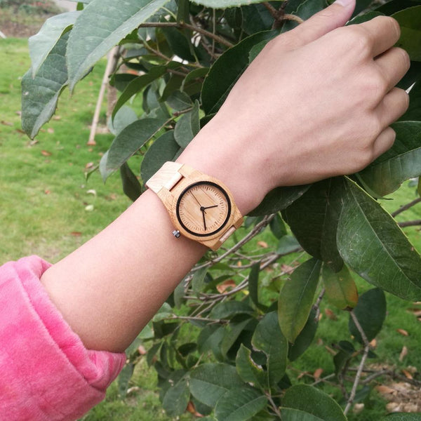 Fascinating Luxury Women Wood Watch